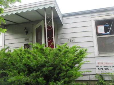 122 W Orchard St