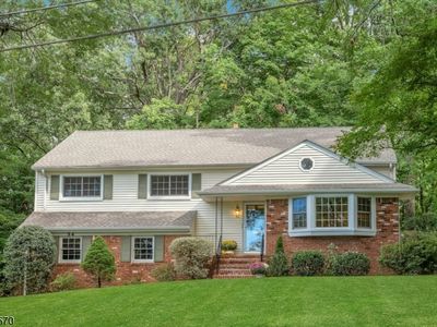 54 Yarmouth Dr