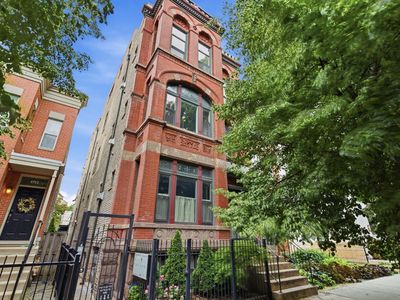 1516 N Mohawk St APT 3F
