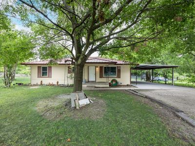 Property at 571 S 1st St, Pt, TX
