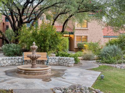 5420 N Via Del Arbolito