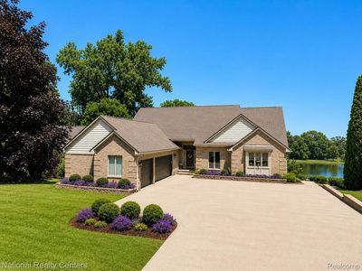 3380 Benstein Rd