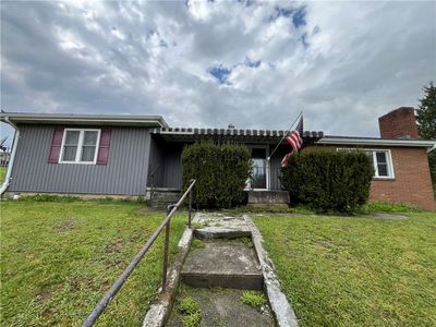 93 Penn St