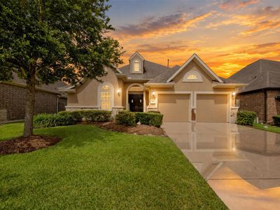 2112 Nogalas Ln