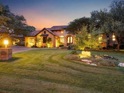 105 Pitchstone Cv