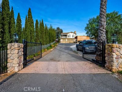 2913 Harris Dr