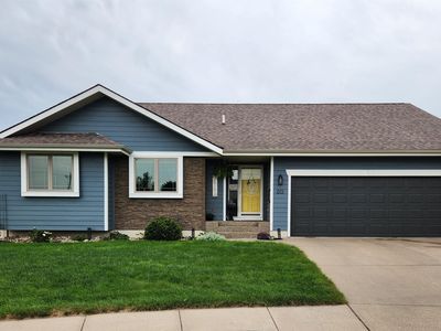 815 James Pl