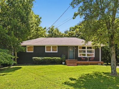 1904 Valley Park Dr