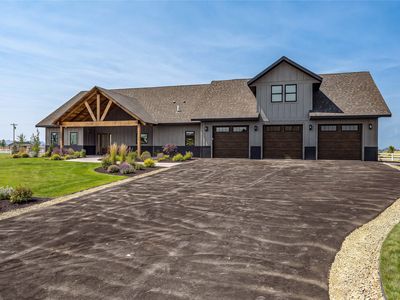 1012 Josie Ct