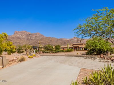 1414 S MORNING DOVE Court