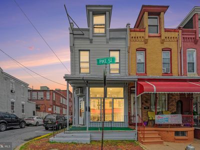 929 Pike St