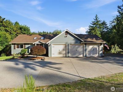 6317 Crescent Beach Road NW