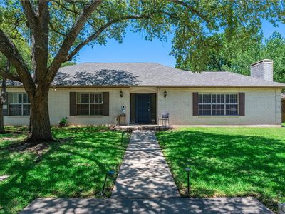 1818 Bee Creek Dr