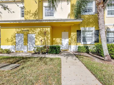 10520 SW Stephanie Way #2201