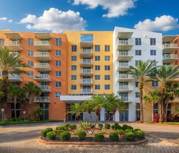 2775 NE 187th St APT 609