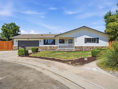 2805 Rose Ct
