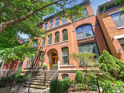 820 W Webster Ave #2W
