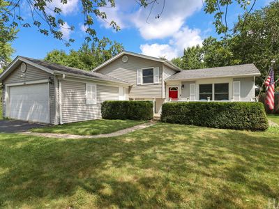Property at 385 Northgate Rd, Lindenhurst, IL