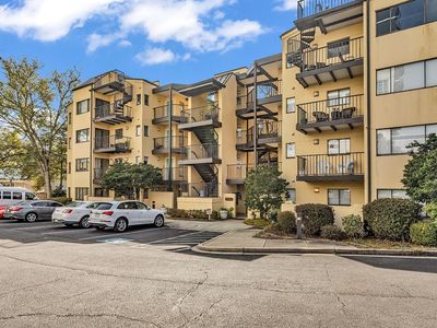 7600 Ocean Blvd. N #101