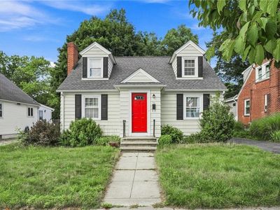 163 Isabella Ave