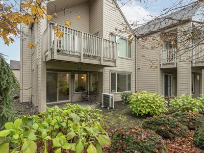 2518 SE Baypoint Dr #L28