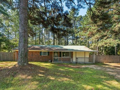 933 Highway 589