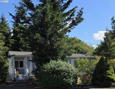 85049 Highway 101
