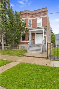 35 W 109th St