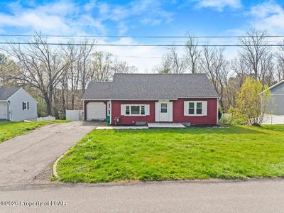 24 Hillcrest Dr