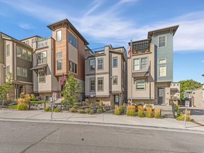 7392 S Canyon Centre Pkwy #2