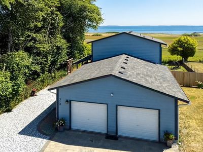 370 Olympic View Avenue NE