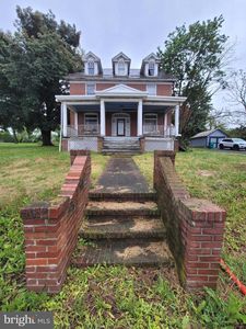 8786 Anthony Hwy