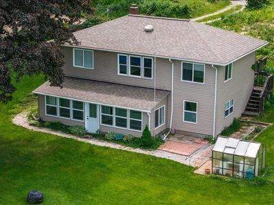 1400 Lakeview Dr