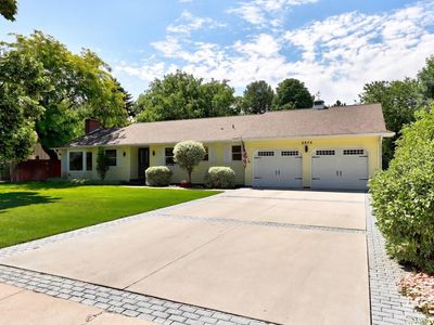 2975 E Autumn Way