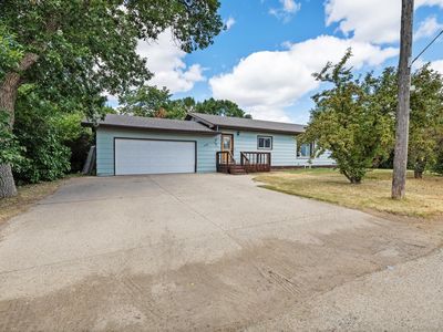 112 Pleasant Ave N