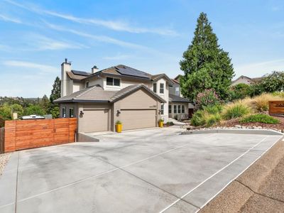 2583 Bertella Rd