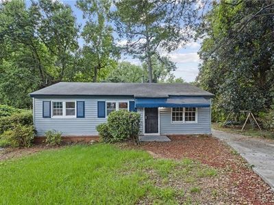 2436 Clarissa Dr NW