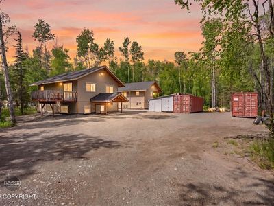 5281 E McDowell Rd