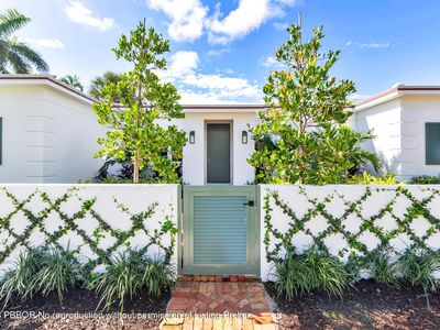 110 Greenwood Dr