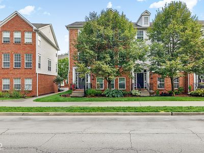 1098 Cavendish Dr