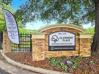 1800 Clairmont Lake A204