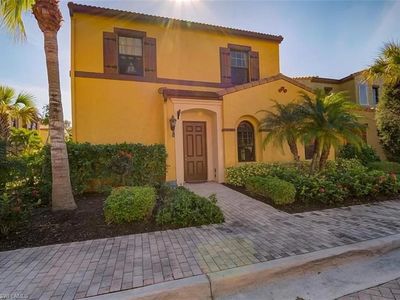 11977 Izarra Way APT 7902