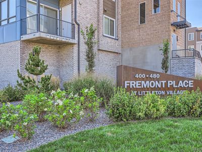400 E Fremont Place #206