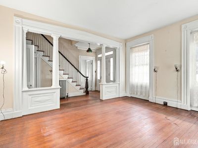 80 Main St