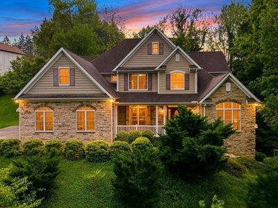 672 Poplar Woods Dr
