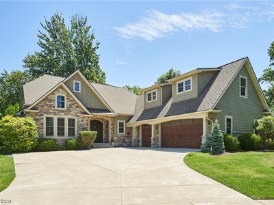 2781 Country Club Blvd