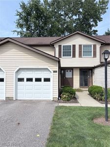 Property at 1885 Ridge Meadow Ct, Twinsburg, OH
