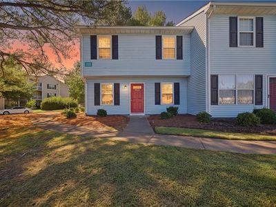 Property at 3616 Clover Meadows Dr, Chesapeake, VA