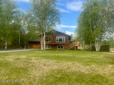 1179 E McKee Ct