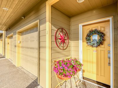 1120 NW Spring St UNIT J